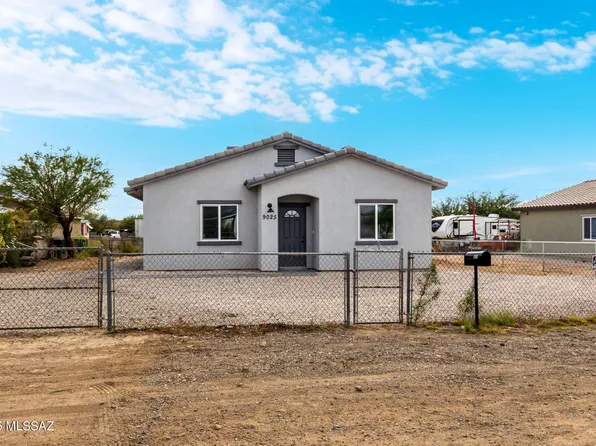 9025 W Bruce St, Tucson, AZ 85735