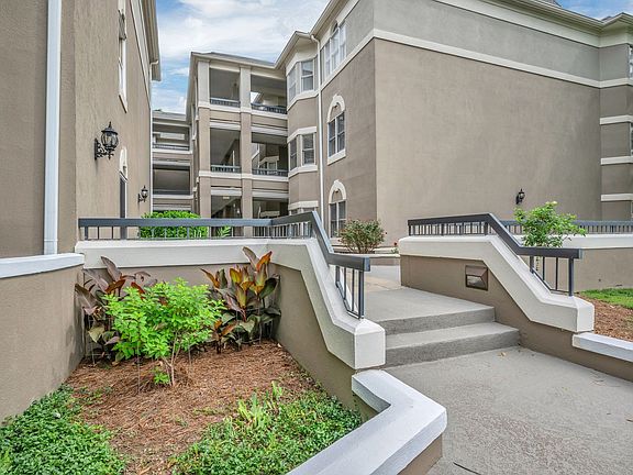 3rd image of 3818 W End Ave APT 105