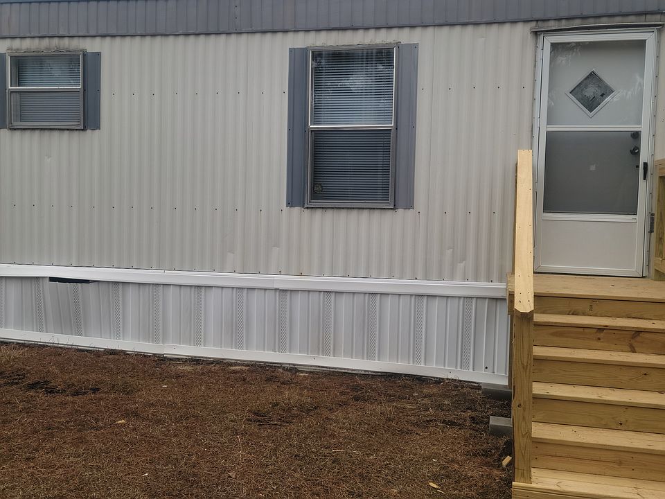 1st image of 310 Pelican Ct