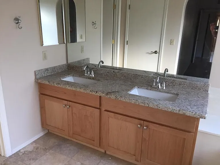 9329 E Corrine Dr — Photo 6