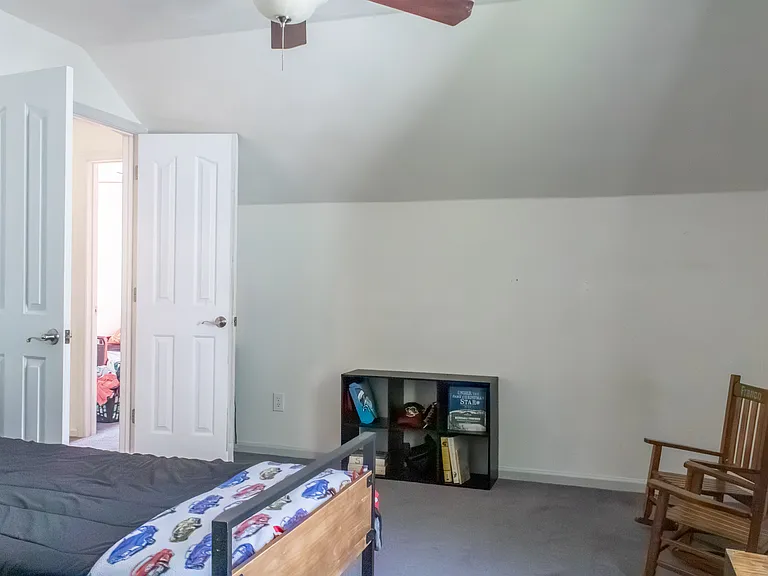 210 Rockwood Pl — Photo 41