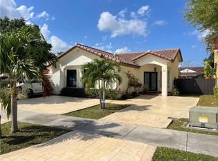 13355 NW 8th Ter, Miami, FL 33182