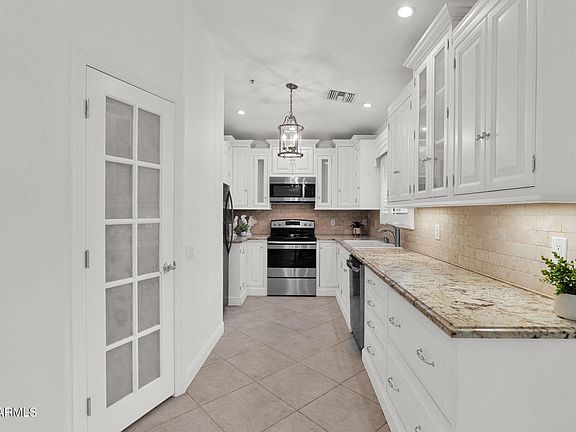 3rd image of 8300 E VIA DE VENTURA -- #2015