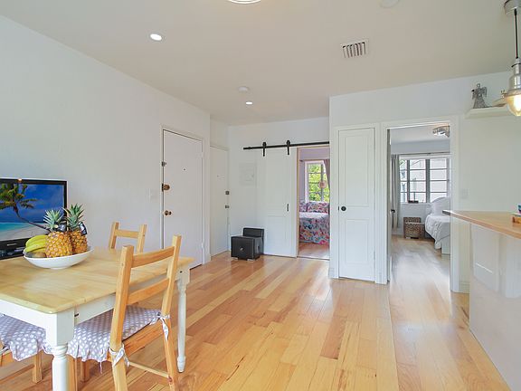 3rd image of 840 Michigan Ave APT 7