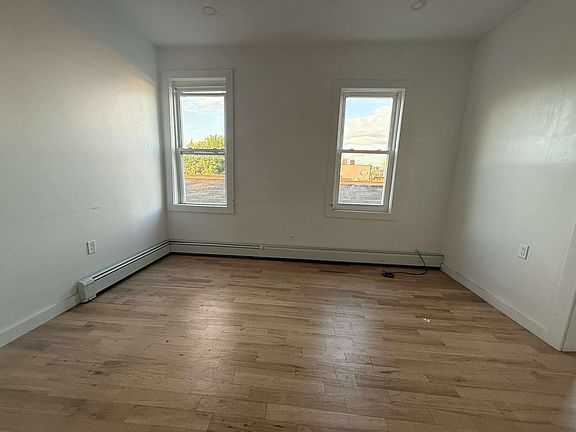 2nd image of 239 Halladay St #3C