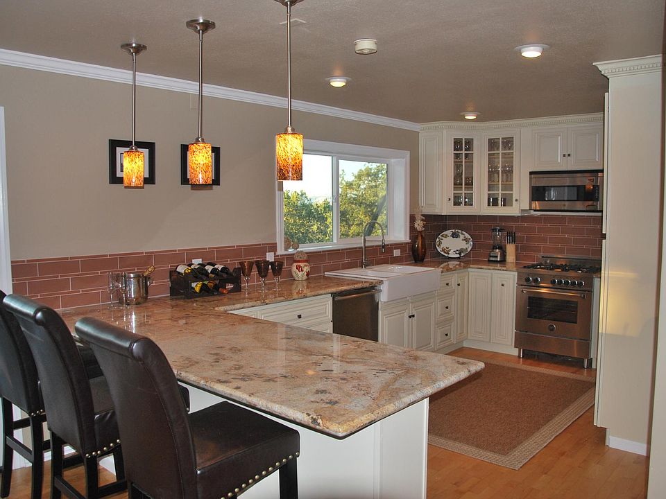 1st image of 2020A Laguna Vista Dr