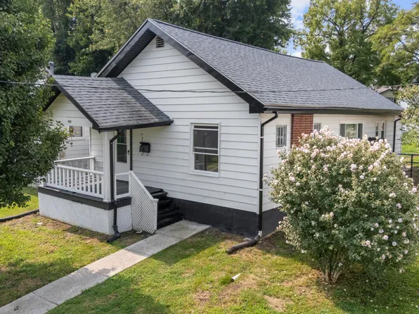 606 College St, Winchester, KY 40391