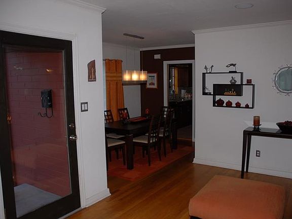 5th image of 444 S Hampton Ave