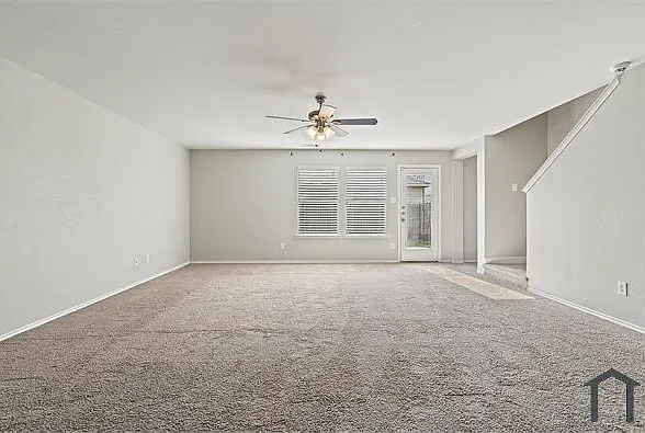 5 bed, 3044 sqft, $3,450 — Photo 4