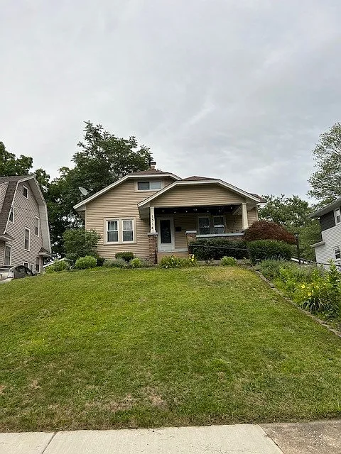 1316 Benjamin Ave SE photo 1