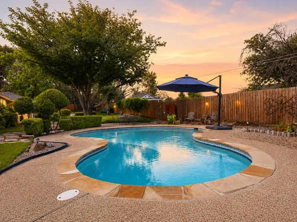 505 Queensway Rd, Willow Park, TX 76087