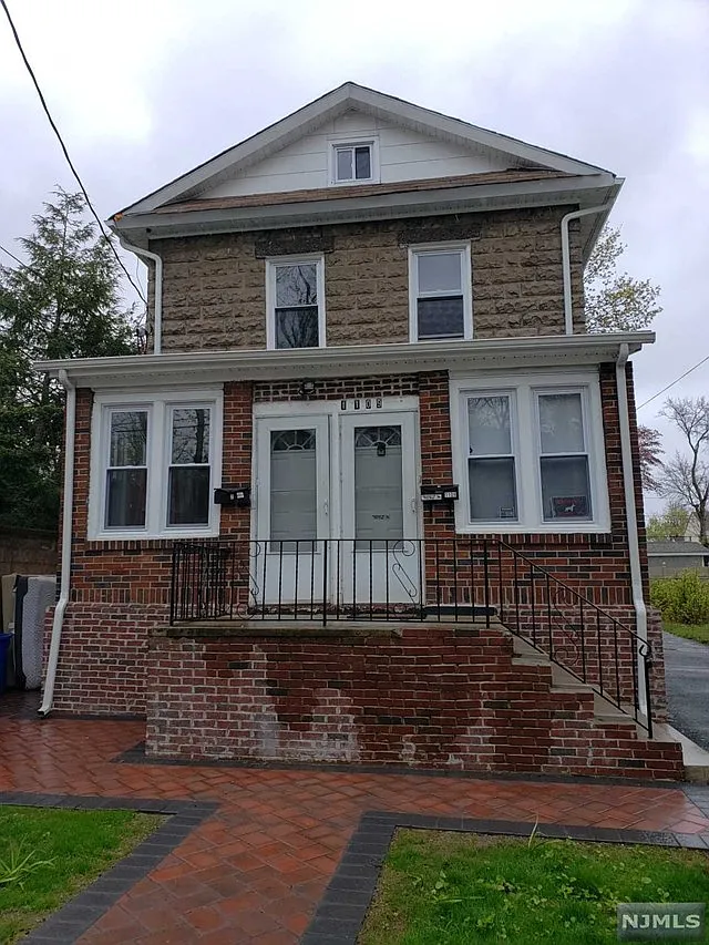 1109 Congress Ave photo 1