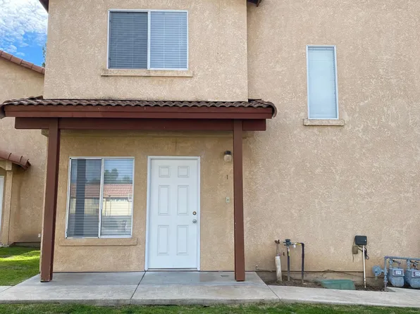8005 Latham Ct APT 1, Bakersfield, CA 93306