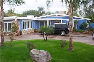 1st image of 4325 E San Miguel Ave