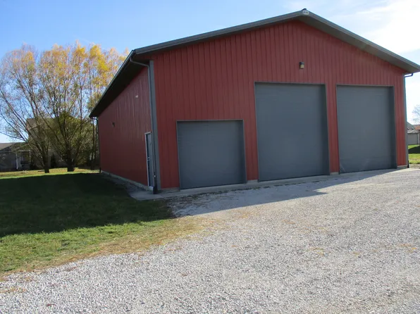 1645 10th Street, Danville, IN 46122