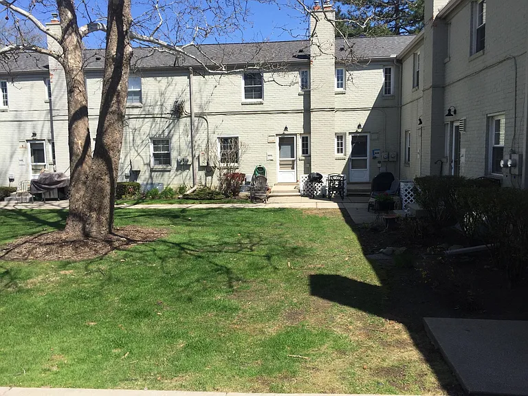 1620 Graefield Rd — Photo 36