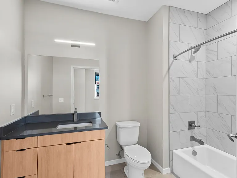 The Keystone Apartments — Photo 133