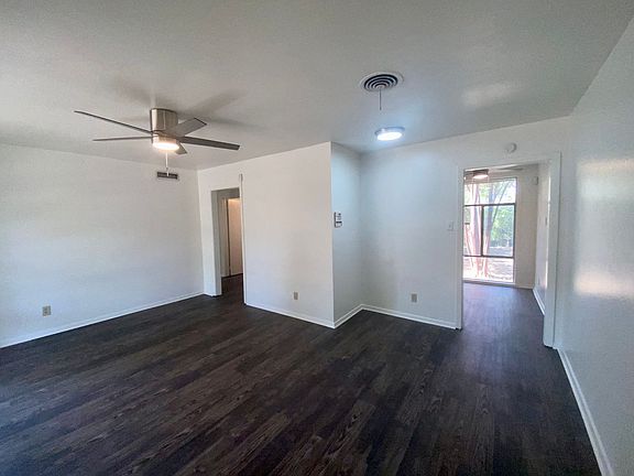 3rd image of 1309 Westmoor Dr