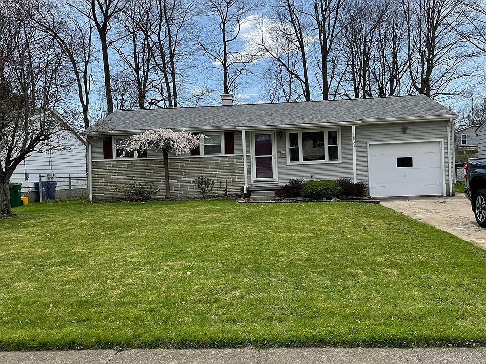 1833 Lemont Dr, Youngstown, OH 44514 Zillow