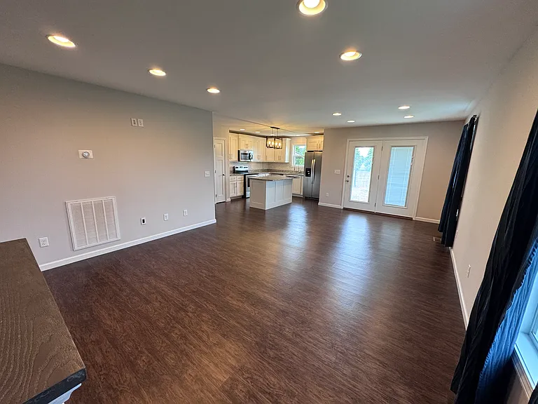 8245 Baxter Rd — Photo 15
