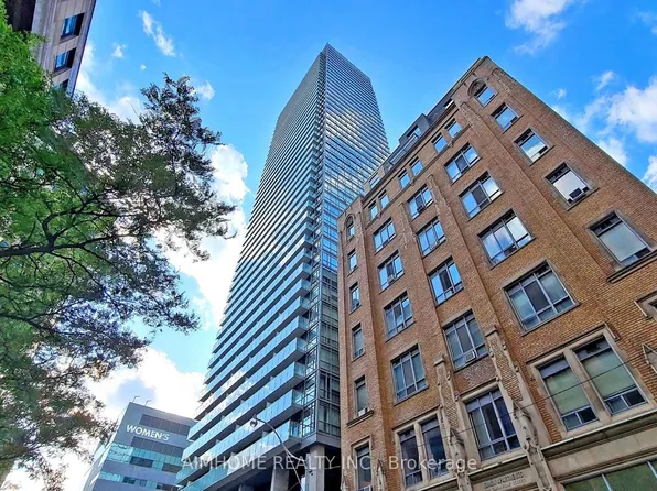 38 Grenville St #1604, Toronto, ON M4Y 1A5