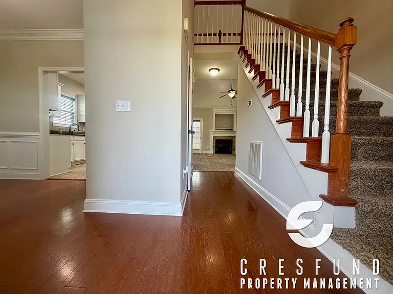 220 Asheford Way — Photo 2
