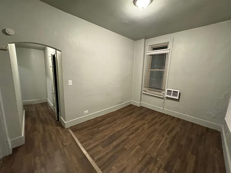116-118 Center Street — Photo 11