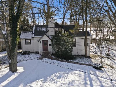 11 Muriel Road, Port Washington, NY, 11050