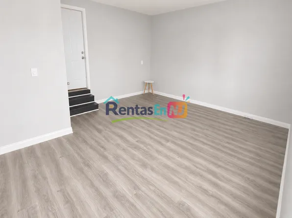 12 Johnson Ave, Newark, NJ