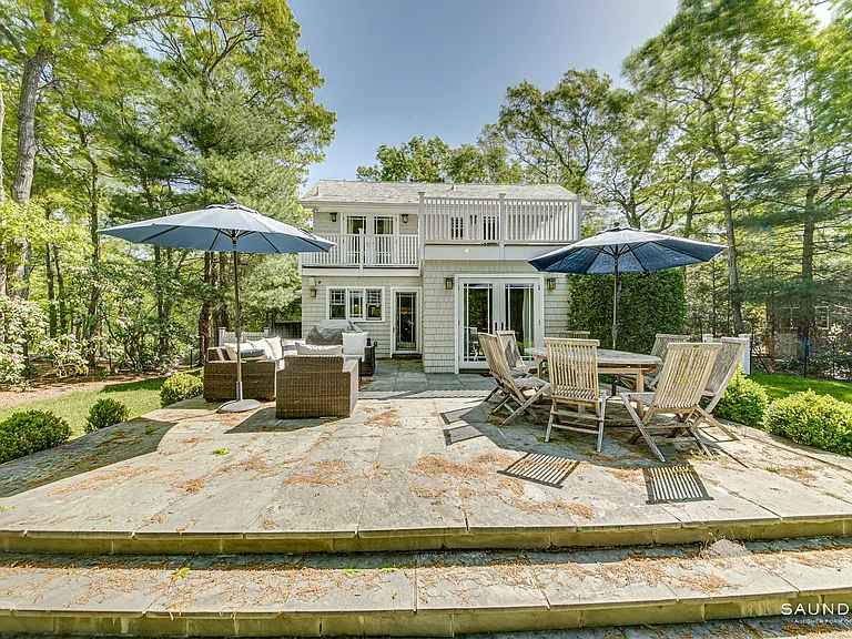 25 Oyster Pond Ln — Photo 5