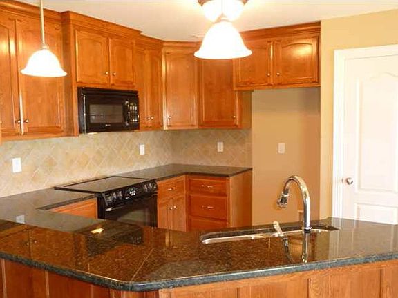 3rd image of 306 Ravens Crest Dr