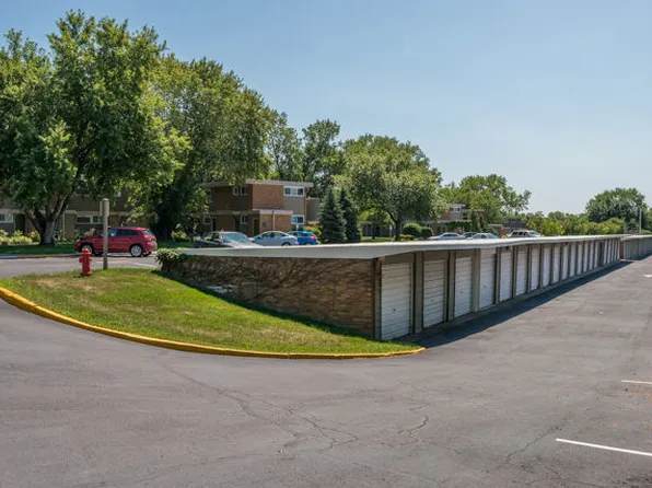 Valley Village Apartments