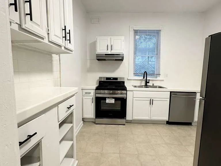6028 Barton Ave #6028 — Photo 14