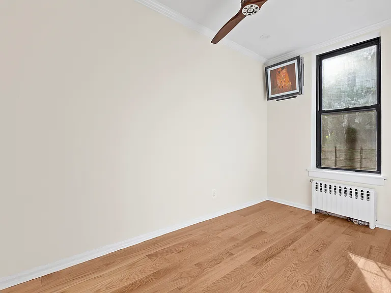32 Hamilton Ter #8 — Photo 5