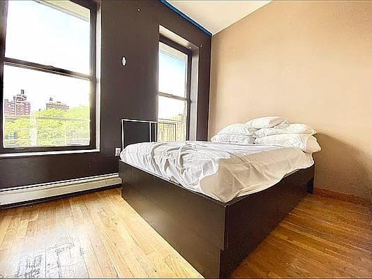 1st image of 971 Columbus Ave APT 8