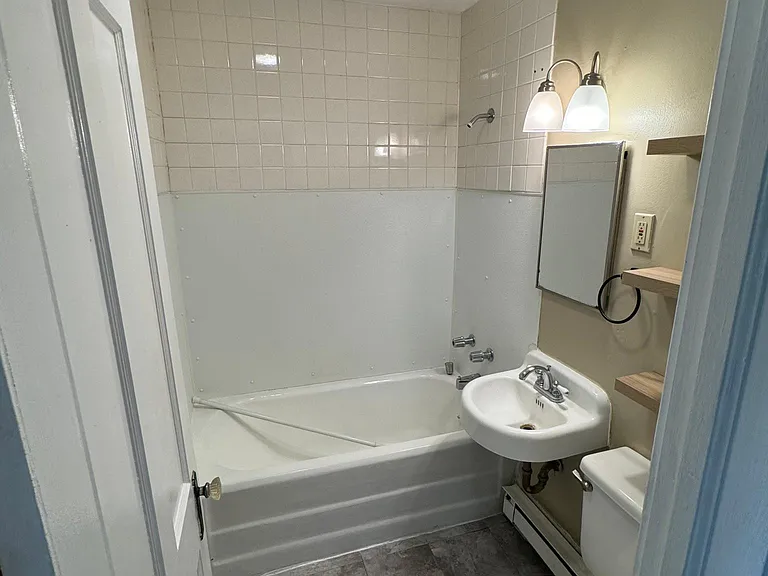 1930 Valley Rd #2E — Photo 13