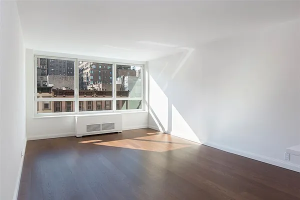 Rented by Compass | media 10