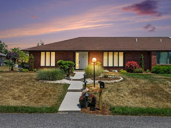 3813 N Sarayo Cir, Harrisburg, PA 17110