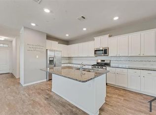 633 Bassett Hall Rd, Fate, TX 75189