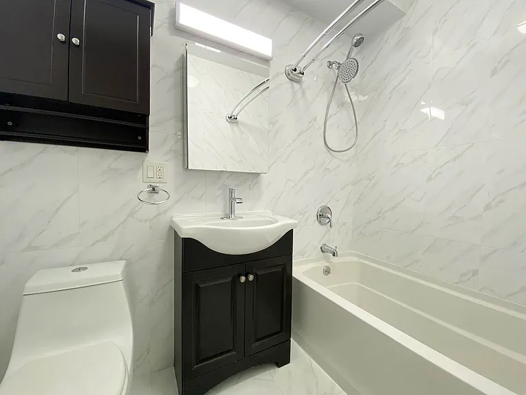480 Stratford Rd #4A — Photo 5