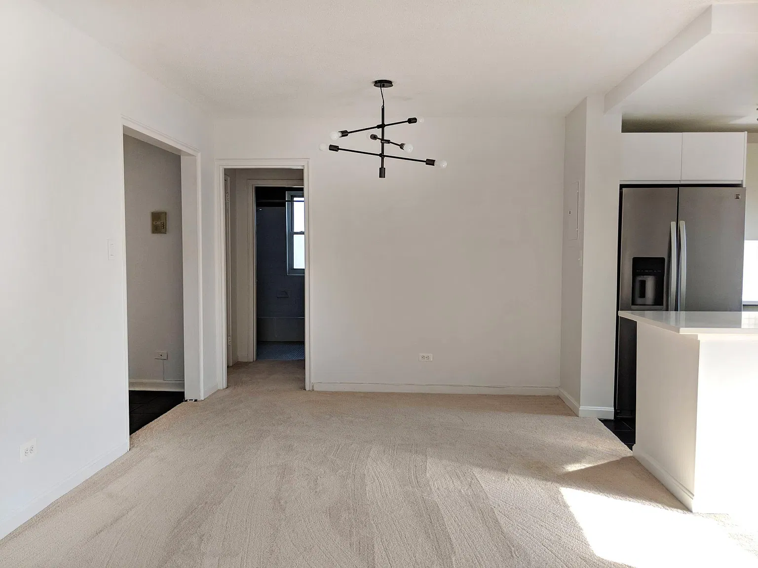 4364 N Pershing Dr — Photo 1