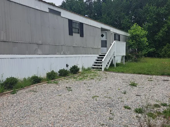 705 Gun Club Rd, Henderson, NC