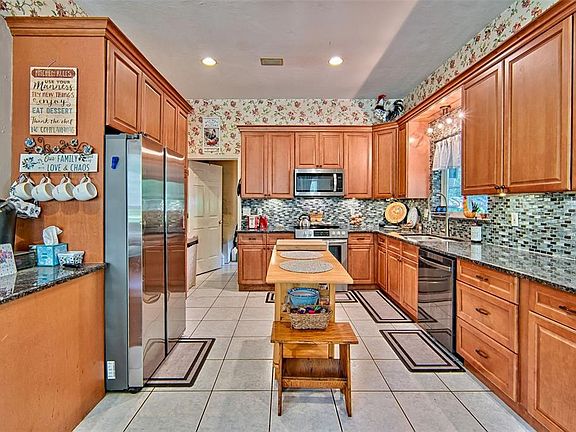 2nd image of 15522 SW 75th St
