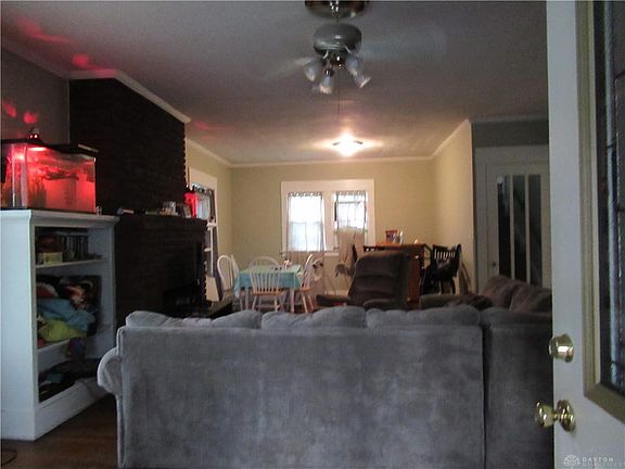 5th image of 110 Cypress St