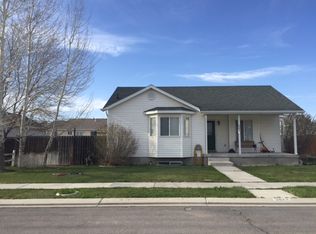 2047 E Weeping Willow Way, Eagle Mountain, UT 84005