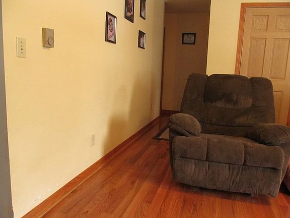 3rd image of 702 1st Ave