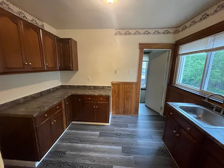 753 E 24th St #2 — Photo 6