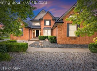 6411 Lapham Ct, Plymouth, MI 48170