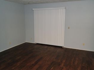 8620 N 31st St APT 4, Omaha, NE 68112