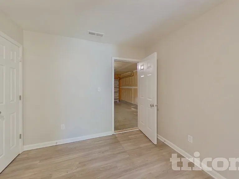 1810 Long Paw Ln — Photo 6